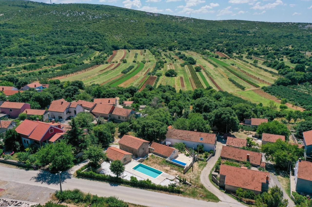 Holiday House Manuela Kruševo Exterior foto